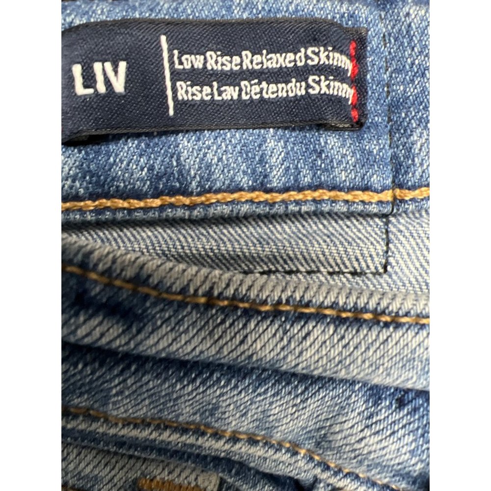 True Religion Low Rise Distressed Light Blue Relaxed Skinny Jeans Size 28 - Picture 8 of 10